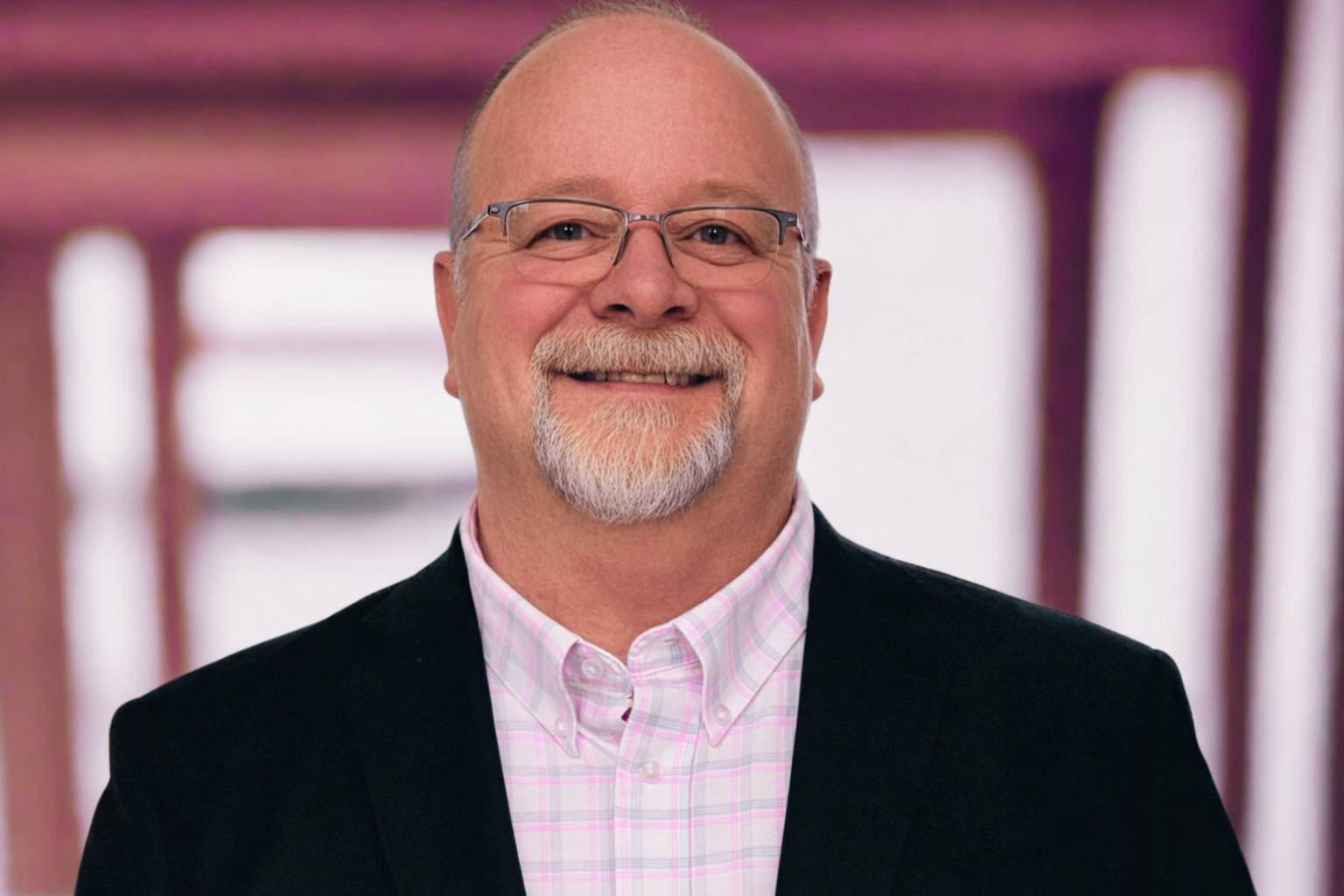 headshot for Sean Sawyer