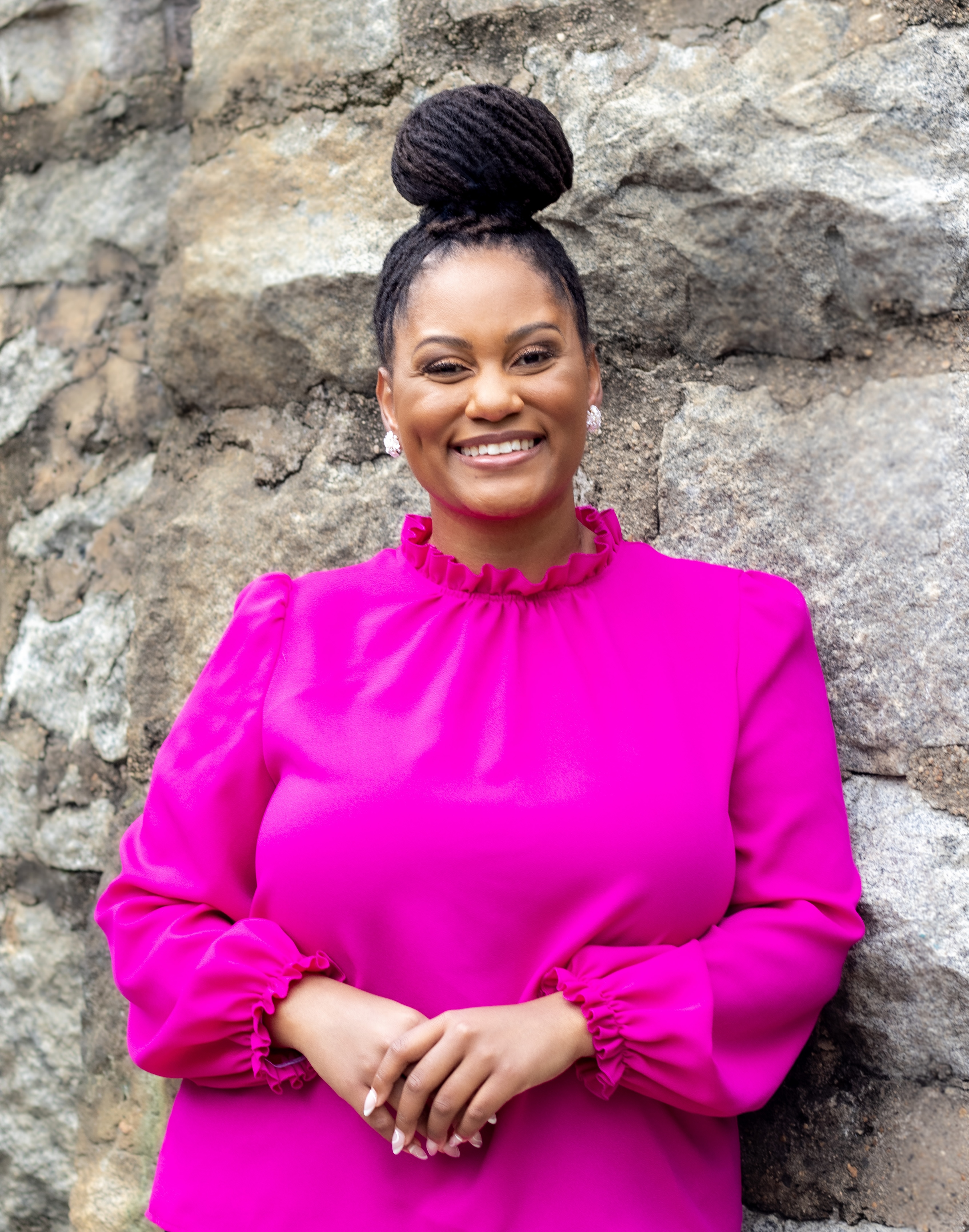 Tamara Dias headshot.